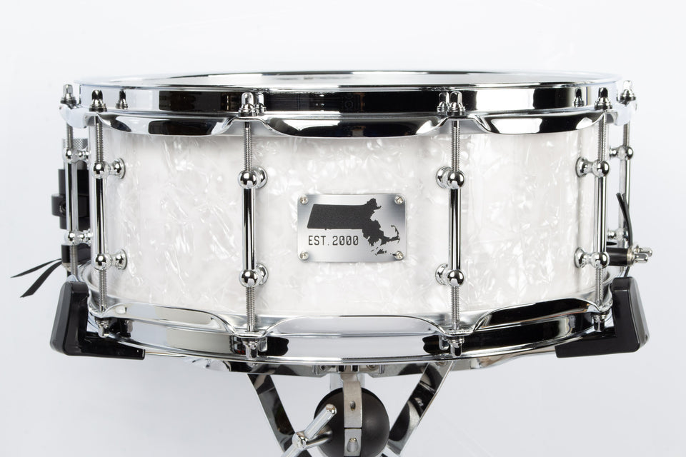 Builder's Choice - White Pearl 5.5x14 12ply Maple Snare